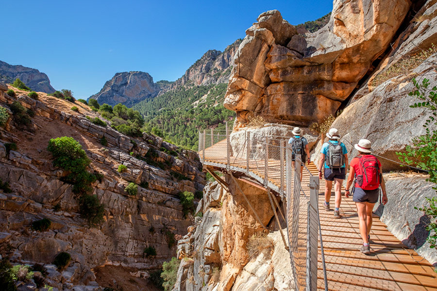 Senderistas caminito del rey